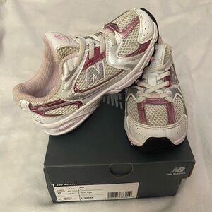 New Balance toddler Kids' Sneakers size 10